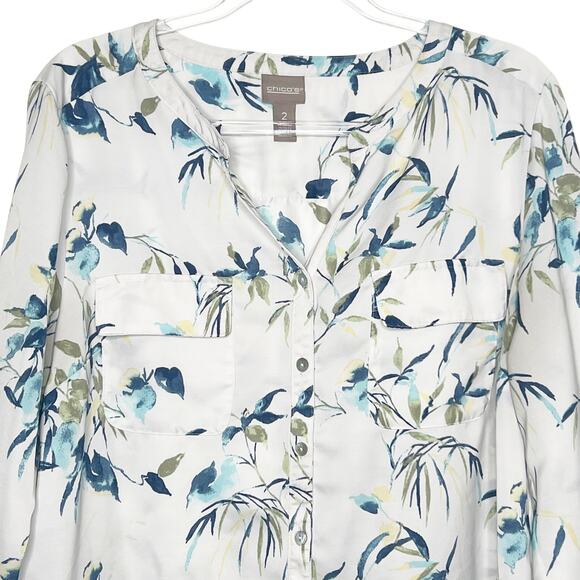 CHICO'S Summer Indigo Easy Utility Shirt Button Down Floral White Blue Size L - Picture 3 of 9